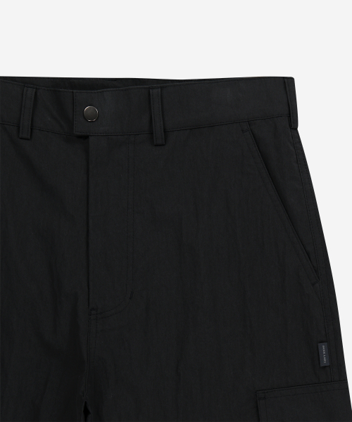 NODE LABS(ノードラボ)の「DEV:7 ナイロンカーゴパンツ_ブラック(その他パンツ・レディース・その他・LARGE/X-LARGE/SMALL/MEDIUM)」の4枚目の写真