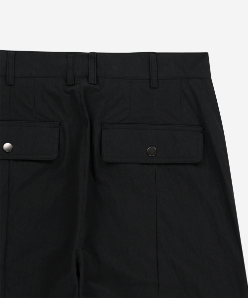 NODE LABS(ノードラボ)の「DEV:7 ナイロンカーゴパンツ_ブラック(その他パンツ・レディース・その他・LARGE/X-LARGE/SMALL/MEDIUM)」の8枚目の写真