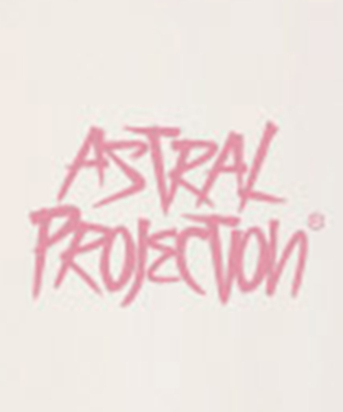 ASTRAL PROJECTION（アストラルプロジェクション）の「[オーバーサイズ]グラフィティレタリング13番手綿ラウンドネック半袖Tシャツ_アイボリー（Tシャツ/カットソー・メンズ・その他・LARGE/MEDIUM/XX-LARGE）」の3枚目の写真