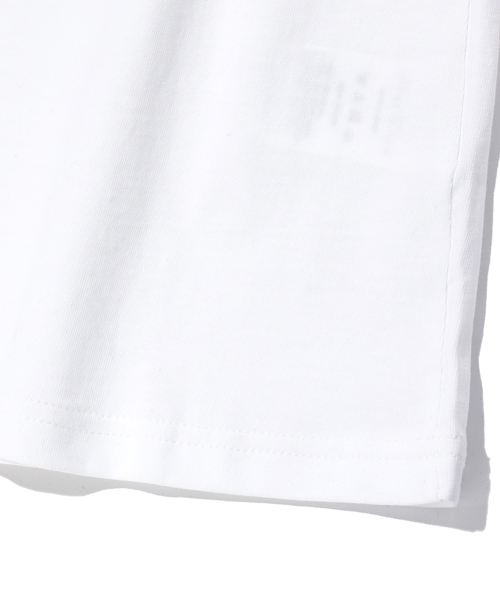 LMN3011（エルエムエヌ3011）の「ケイプリンティングスリーブレスTシャツ-ホワイト（Tシャツ/カットソー・メンズ・ホワイト・MEDIUM/LARGE）」の4枚目の写真