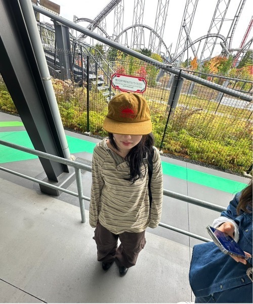 Vini（ヴィニ）の「オフショルダールーズボーダートップス（Tシャツ/カットソー・レディース・ブラウン/ダークグレー・MEDIUM）」の15枚目の写真