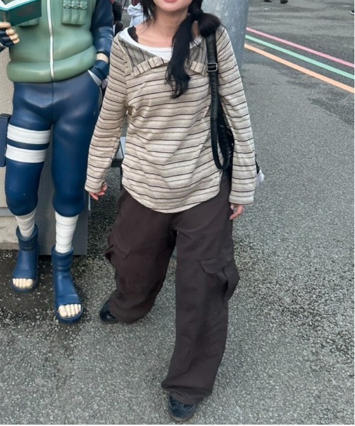 Vini（ヴィニ）の「オフショルダールーズボーダートップス（Tシャツ/カットソー・レディース・ブラウン/ダークグレー・MEDIUM）」の12枚目の写真