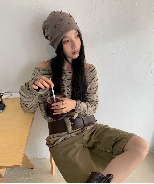 Vini（ヴィニ）の「オフショルダールーズボーダートップス（Tシャツ/カットソー・レディース・ブラウン/ダークグレー・MEDIUM）」の6枚目の写真