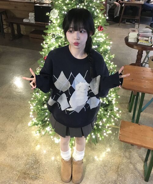 WaiKei(ワイケイ)の「マルチーズ アーガイル クルーネック ニット オートミール(ニット/セーター・レディース・その他・2/1)」の3枚目の写真