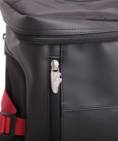 NEW BALANCE（ニューバランス）の「【NewBalance】BOX RYUCK 32L（ショルダーバッグ・メンズ・レッド/ブラック・FREE）」の6枚目の写真