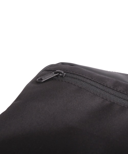 NEW BALANCE（ニューバランス）の「【NewBalance】BOX RYUCK 32L（ショルダーバッグ・メンズ・レッド/ブラック・FREE）」の12枚目の写真