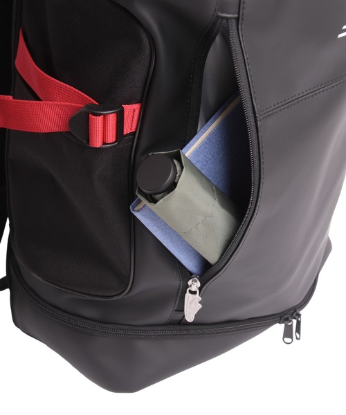 NEW BALANCE（ニューバランス）の「【NewBalance】BOX RYUCK 32L（ショルダーバッグ・メンズ・レッド/ブラック・FREE）」の8枚目の写真