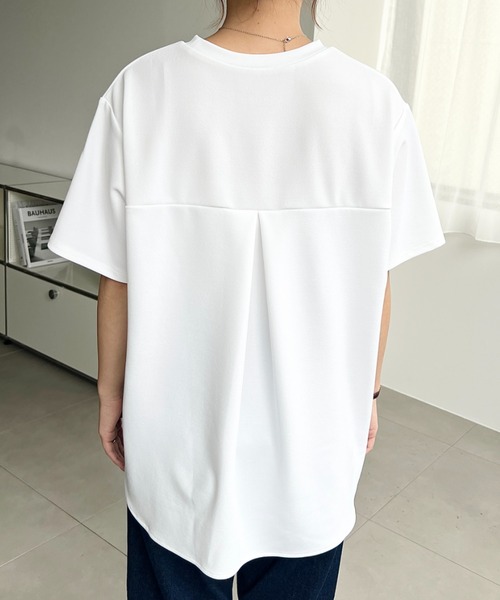 moment+（モーメントプラス）の「しわになりにくいストレッチジョーゼット半袖Tブラウス（Tシャツ/カットソー・レディース・ネイビー/オフホワイト/ブラック・M/L）」の14枚目の写真