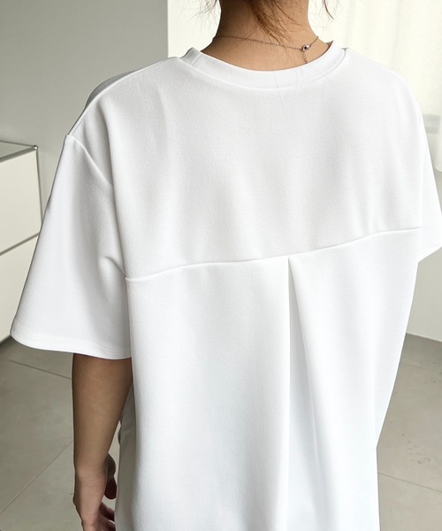 moment+（モーメントプラス）の「しわになりにくいストレッチジョーゼット半袖Tブラウス（Tシャツ/カットソー・レディース・ネイビー/オフホワイト/ブラック・M/L）」の15枚目の写真