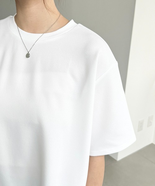 moment+（モーメントプラス）の「しわになりにくいストレッチジョーゼット半袖Tブラウス（Tシャツ/カットソー・レディース・ネイビー/オフホワイト/ブラック・M/L）」の11枚目の写真