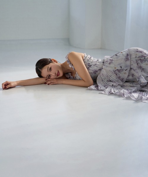 Seemi. byNICECLAUP( シーミーバイナイスクラップ)の「【Seemi.】シャーリング細プリーツワンピース(ワンピース・レディース・ブラック系その他/パープル系その他/アイボリー・FREE)」の7枚目の写真