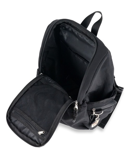 PAUL & JOE ACCESSOIRES(ポールアンドジョーアクセソワ)の「PAUL & JOE ACCESSOIRES (ポール&ジョーアクセソワ)バックパック A4対応 PJA-B1433 95 EMBROIDERY BAG(バックパック/リュック・レディース・ワインレッド/ネイビー/ブラック・FREE)」の11枚目の写真