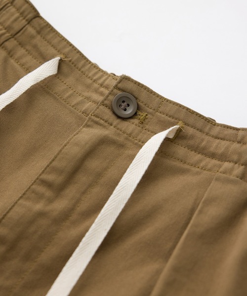SALON adam et rope'(サロン アダム エ ロペ)の「【WEB限定】ブロークンツイルミリタリータックカーゴパンツ(カーゴパンツ・レディース・カーキ/キャメル/オフホワイト・FREE)」の17枚目の写真