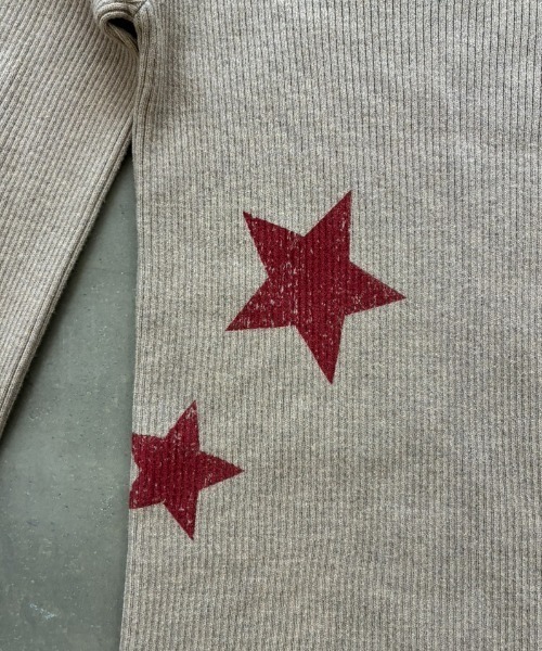 SHAGGIE(シャギー)の「袖ギャザースターグラフィックルーズニット(ニット/セーター・レディース・ベージュ/ホワイト/ブラック・FREE)」の19枚目の写真