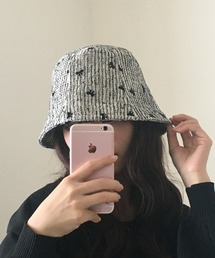 crossi（クロッシー）の「リボン刺繍 ツイード バケットハット（ハット）」