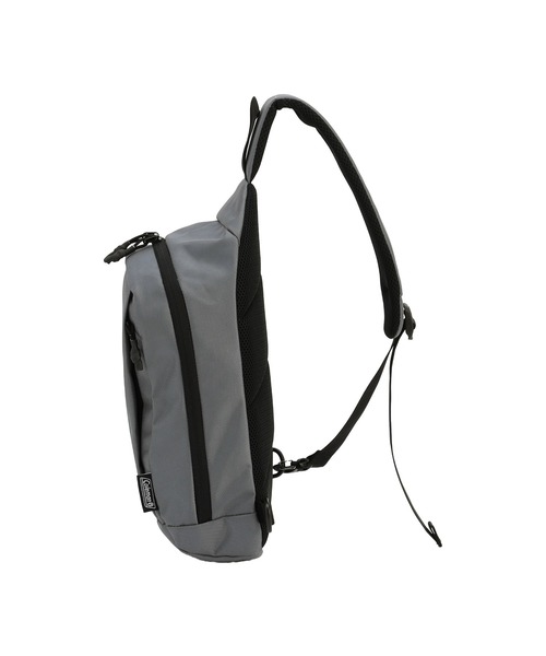 COLEMAN（コールマン）の「アトラススリングバック（ボディバッグ/ウエストポーチ・レディース・グレイッシュベージュ/ブラック/グレー・8L）」の14枚目の写真