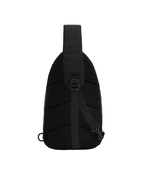 COLEMAN（コールマン）の「アトラススリングバック（ボディバッグ/ウエストポーチ・レディース・グレイッシュベージュ/ブラック/グレー・8L）」の7枚目の写真