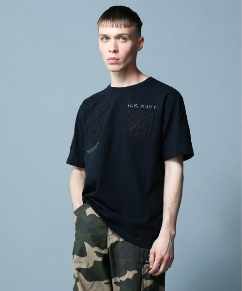 AVIREX(アヴィレックス)の「《WEB&DEPOT限定》TOP GUN WAPPEN T-SHIRT / トップガン ワッペン ティーシャツ / AVIREX / アヴィレックス(Tシャツ/カットソー・メンズ・ホワイト/ネイビー/ブラック×ブラック/ホワイト×ホワイト・X-LARGE/LARGE/MEDIUM/XX-LARGE)」の9枚目の写真