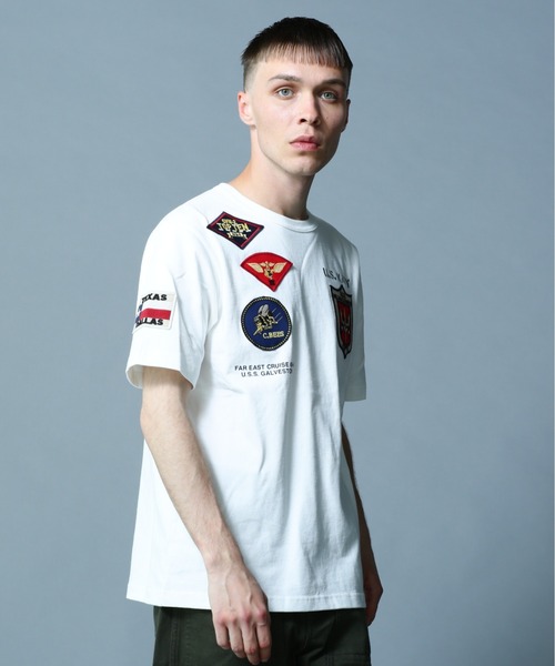 AVIREX(アヴィレックス)の「《WEB&DEPOT限定》TOP GUN WAPPEN T-SHIRT / トップガン ワッペン ティーシャツ / AVIREX / アヴィレックス(Tシャツ/カットソー・メンズ・ホワイト/ネイビー/ブラック×ブラック/ホワイト×ホワイト・X-LARGE/LARGE/MEDIUM/XX-LARGE)」の5枚目の写真