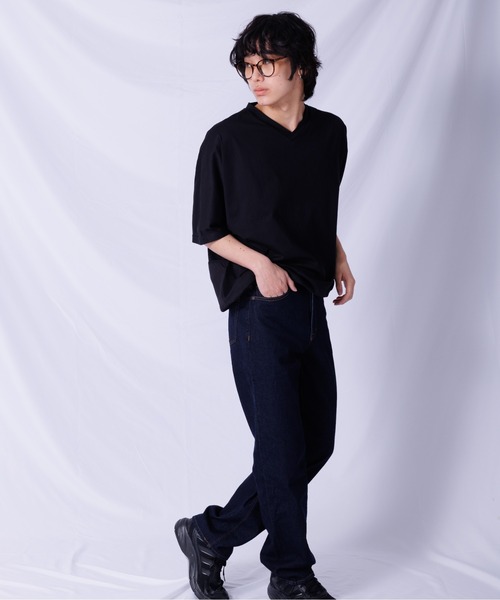 DRAW(ドロー)の「DRAW(ドロー) / パッカブルVネックTシャツ(Tシャツ/カットソー・メンズ・ホワイト/ブラック・MEDIUM/LARGE)」の6枚目の写真