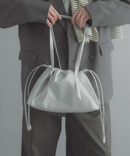 SENSE OF PLACE by URBAN RESEARCH(センスオブプレイスバイアーバンリサーチ)の「ロングハンドルキンチャクショルダーバッグ(ショルダーバッグ・メンズ・ブラック/シルバー/ブラウン・ONE)」の1枚目の写真