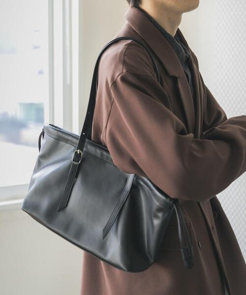 SENSE OF PLACE by URBAN RESEARCH(センスオブプレイスバイアーバンリサーチ)の「ロングハンドルキンチャクショルダーバッグ(ショルダーバッグ・メンズ・ブラック/シルバー/ブラウン・ONE)」の2枚目の写真