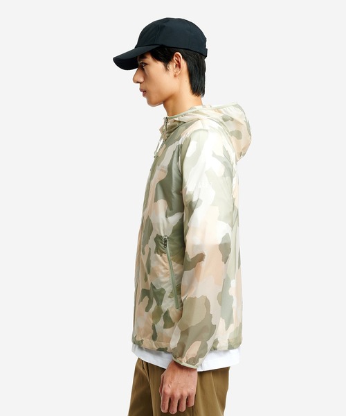 AIGLE（エーグル）の「超軽量 撥水 プリントジャケット RP（ナイロンジャケット・メンズ・グリーン系カモフラージュ/グレー系カモフラージュ・XXL/XS/XL/M/S/L）」の11枚目の写真