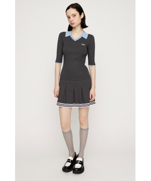 SLY(スライ)の「FILA x SLY BOX PLEATS S/OP フィラスライボックスプリーツショートワンピース 春服(ワンピース・レディース・ネイビー/杢グレー・1/2)」の3枚目の写真