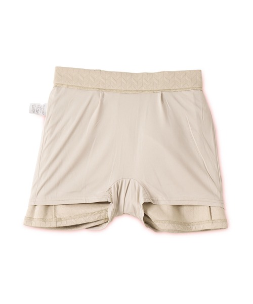 Pacific GOLF CLUB(パシフィックゴルフクラブ)の「【WOMEN】EMBOSS JQ SKIRT(スカート・メンズ・ブラック/ベージュ・M/S)」の4枚目の写真