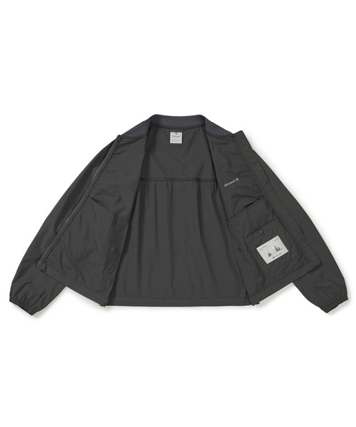 Snow Peak（スノーピーク）の「Snow Peak/ Light Taslan Women's Bomber Jacket ライト タスラン ウィメンズ ボンバー ジャケット 海外限定（ブルゾン・レディース・ライトベージュ/ブラック/ダークカーキ・L/M/S）」の16枚目の写真
