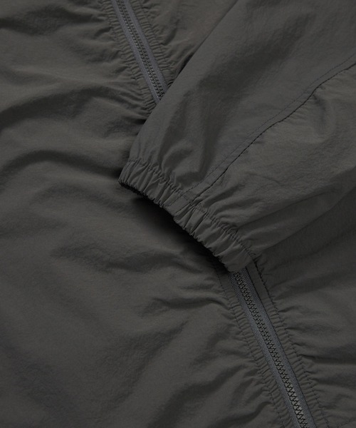 Snow Peak（スノーピーク）の「Snow Peak/ Light Taslan Women's Bomber Jacket ライト タスラン ウィメンズ ボンバー ジャケット 海外限定（ブルゾン・レディース・ライトベージュ/ブラック/ダークカーキ・L/M/S）」の7枚目の写真