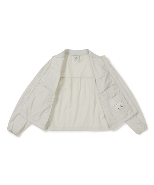 Snow Peak（スノーピーク）の「Snow Peak/ Light Taslan Women's Bomber Jacket ライト タスラン ウィメンズ ボンバー ジャケット 海外限定（ブルゾン・レディース・ライトベージュ/ブラック/ダークカーキ・L/M/S）」の14枚目の写真