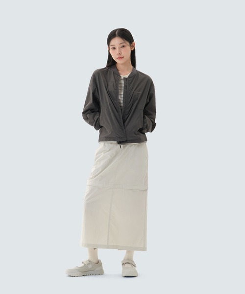 Snow Peak（スノーピーク）の「Snow Peak/ Light Taslan Women's Bomber Jacket ライト タスラン ウィメンズ ボンバー ジャケット 海外限定（ブルゾン・レディース・ライトベージュ/ブラック/ダークカーキ・L/M/S）」の19枚目の写真