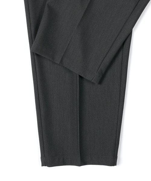 The DUFFER of ST.GEORGE（ザダファーオブセントジョージ）の「STRETCH CORDLANE WIDE TAPERED PANTS：コードレーン ワイドパンツ / スラックス / ストレッチパンツ / テーパードパンツ（スラックス・メンズ・グレー/ブラック・SMALL/MEDIUM/LARGE/X-LARGE）」の13枚目の写真