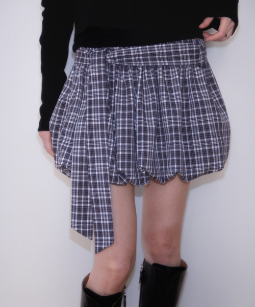 Balloon Check Belted Miniskirt [Black]