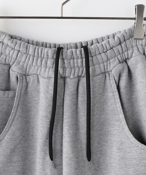 Jieda（ジエダ）の「IEDA /ジエダ 3/4 DOUBLE KNEE SWEAT PANTS（スウェットパンツ・メンズ・グレー/ブラック・3）」の8枚目の写真