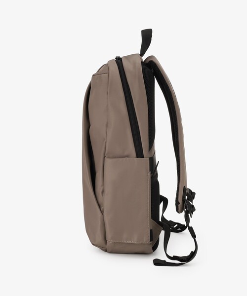 Afternoon Tea(アフタヌーンティー)の「無重力リュックplus Mサイズ(バックパック/リュック・レディース・グレー・ONE SIZE)」の8枚目の写真