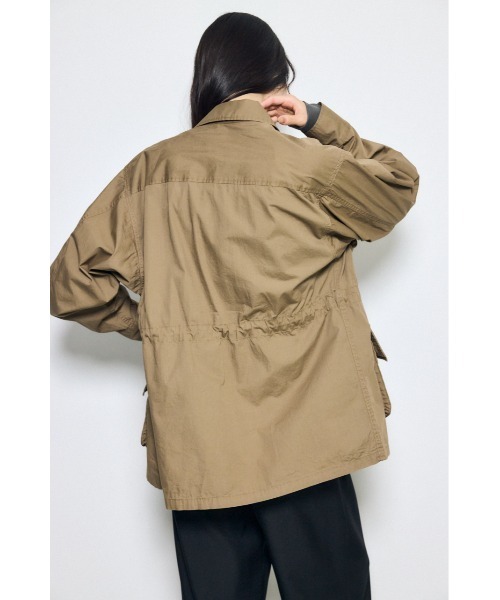 AZUL by moussy(アズールバイマウジー)の「【身長/骨格別着用画像あり】ファティーグジャケット 春服 秋服 フライトジャケット(ブルゾン・レディース・ライトブラック/ベージュ/カーキ・MEDIUM/SMALL)」の7枚目の写真