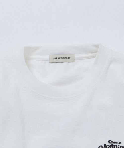 FREAK'S STORE(フリークスストア)の「限定展開 リラックスフィット バック刺繍デザイン クルーネック Tシャツ / Midnight(Tシャツ/カットソー・メンズ・ネイビー/ブラック/ホワイト・X-LARGE/LARGE/MEDIUM)」の10枚目の写真