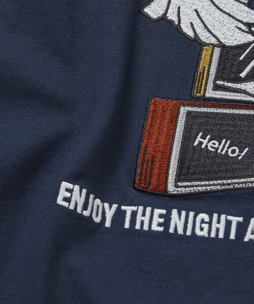 FREAK'S STORE(フリークスストア)の「限定展開 リラックスフィット バック刺繍デザイン クルーネック Tシャツ / Midnight(Tシャツ/カットソー・メンズ・ネイビー/ブラック/ホワイト・X-LARGE/LARGE/MEDIUM)」の13枚目の写真