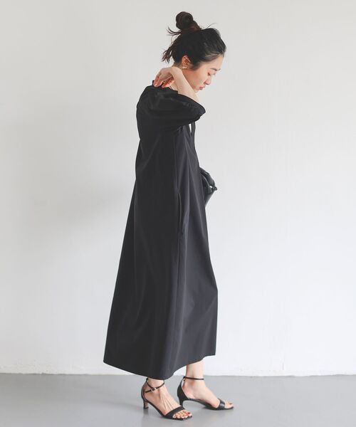 le.coeur blanc(ルクールブラン)の「ギャザースリーブスキッパーワンピース(ワンピース・レディース・ブラック/ブラウン・38)」の14枚目の写真
