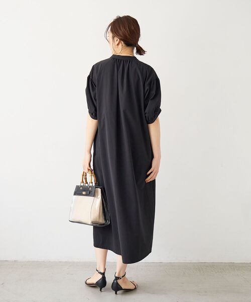 le.coeur blanc(ルクールブラン)の「ギャザースリーブスキッパーワンピース(ワンピース・レディース・ブラック/ブラウン・38)」の22枚目の写真