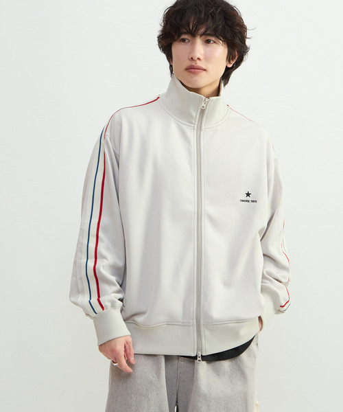 CONVERSE TOKYO(コンバーストウキョウ)の「SIDE LINE LOOSE TRACK JACKET(UNISEX)(その他アウター・レディース・オリーブ/ブラック/チャコールグレー/ライトグレー・LARGE/MEDIUM)」の15枚目の写真