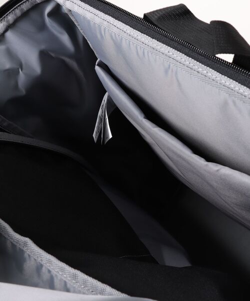 adidas(アディダス)の「adidas/アディダス バックパック LINER ライナーロゴ 33L TC651(バックパック/リュック・メンズ・ブラック×グリーン/ブラック×ライム・FREE)」の16枚目の写真