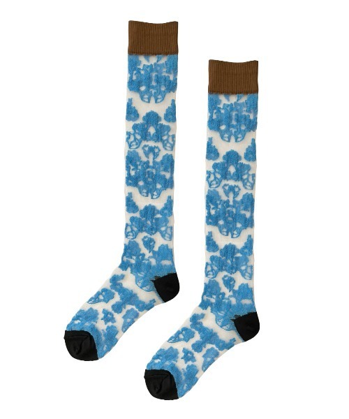 FAKUI(ファクイ)の「3COLOR FLOWER SEE-THROUGH SOCKS / 3カラー花柄シースルーソックス(ソックス/靴下・レディース・ボルドー/ブルー・22.0~24.0cm)」の8枚目の写真