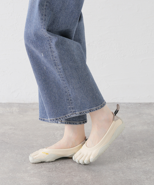 VIBRAM FIVEFINGERS（ビブラムファイブフィンガーズ）の「VIBRAM FIVEFINGERS / ビブラム ファイブフィンガーズ CLASSIC EVO（スニーカー・レディース・アイボリー・36）」の12枚目の写真