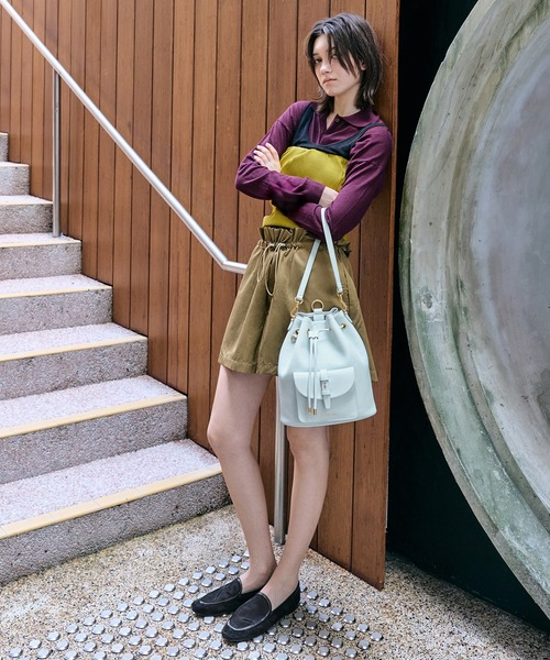 CHARLES & KEITH(チャールズ & キース)の「Beryl ベリル ドローストリングバッグパック(バックパック/リュック・レディース・ブルーグラス/チョコ/ブラック・M)」の3枚目の写真