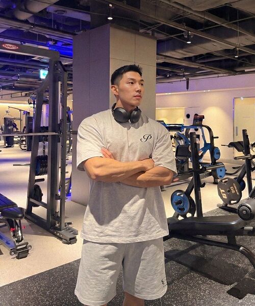 PHERMENON(フェルメノン)の「オーバーサイズ P 半袖Tシャツ - ホワイト(Tシャツ/カットソー・メンズ・ホワイト・1/2)」の13枚目の写真