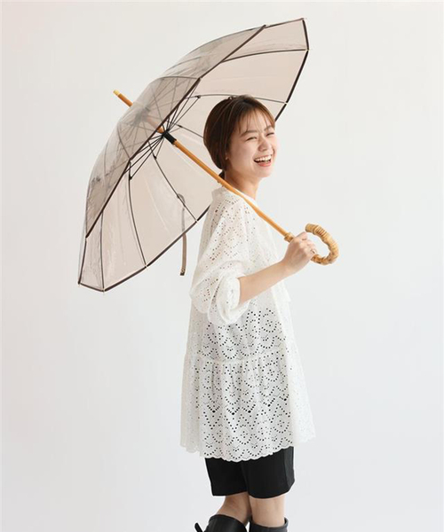 Traditional Weatherwear(トラディショナルウェザーウェア)の「《追加》【TRADITIONAL WEATHERWEAR】CLEAR UMBRELLA BAMBOO:傘(長傘・レディース・ブラウン/チャコールグレー・FREE)」の5枚目の写真