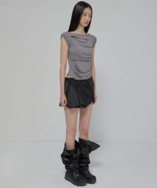 FLAREUP（フレアアップ）の「Asymmetrical Layered Mini Skirt (FL-267_Black)（スカート・レディース・ブラック・1/2）」の14枚目の写真